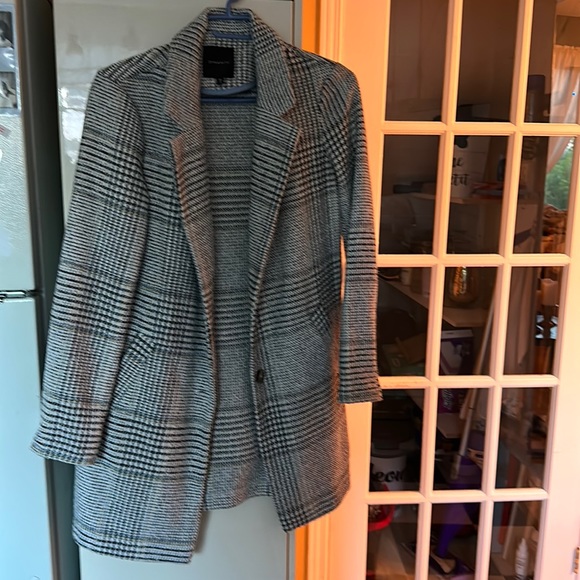 Dynamite long blazer, light grey and blue checkered - Picture 1 of 2